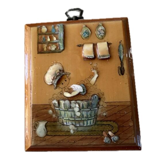 Vintage 3D Woman Bubble Bath Tub Decorative Resin Wooden Wall Plaque - Picture 1 of 3